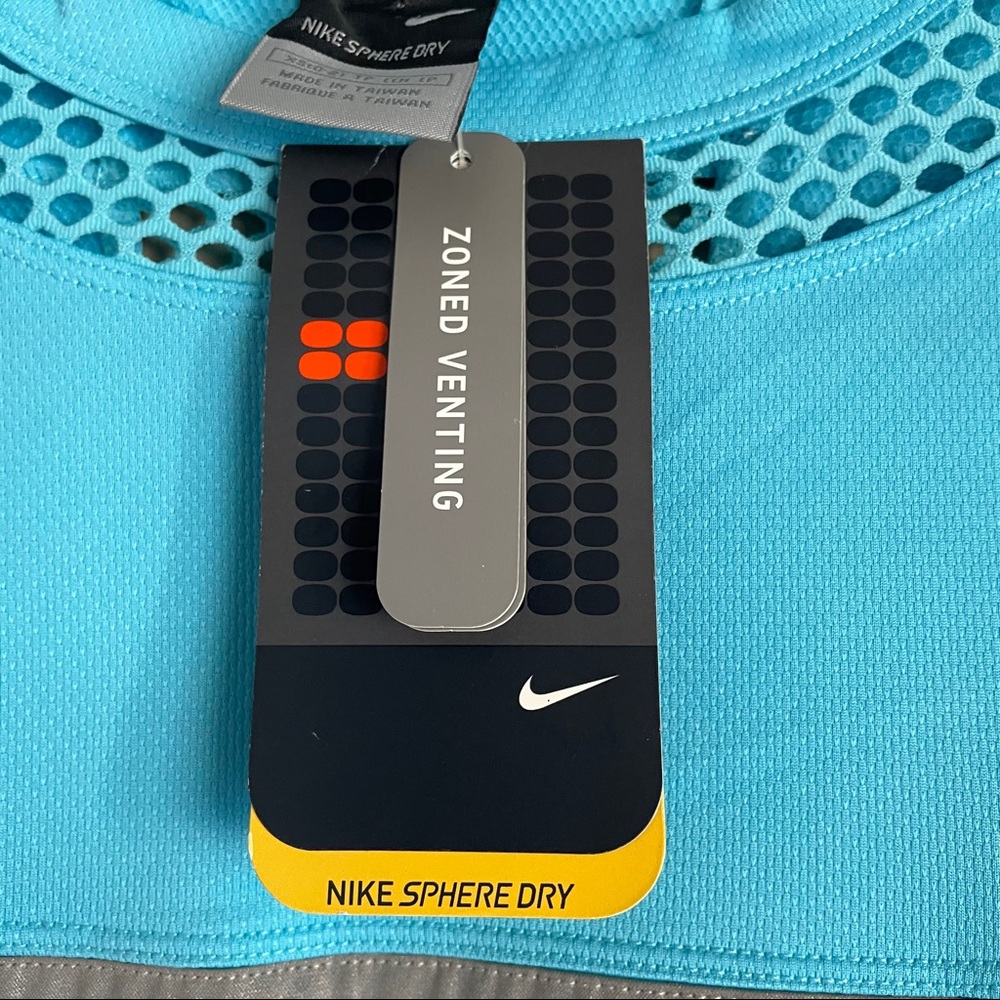 Nike Sphere Dry Mesh Sides Shirt NWT - Picture 6 of 8